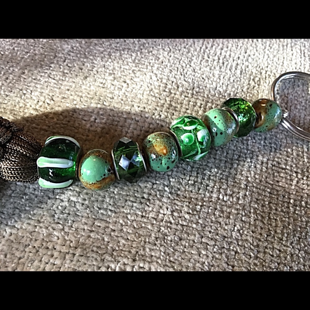 FINAL…Irish Green Key Chain.  Luck of Irish - Picture 7 of 8